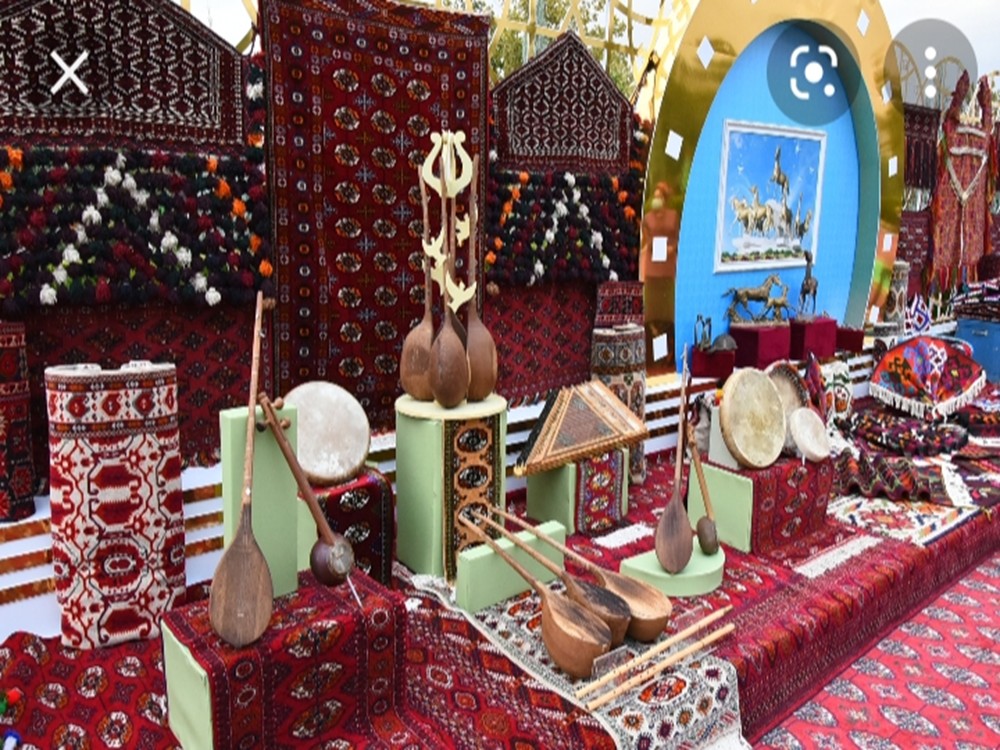 Türkmeniň köňül owazy dutar